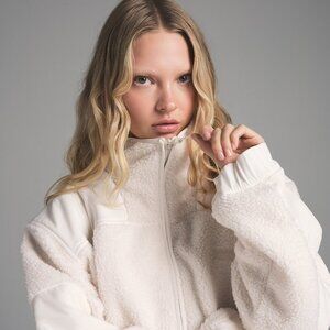 SKIMS Teddy Zip Up Cream Small/Medium